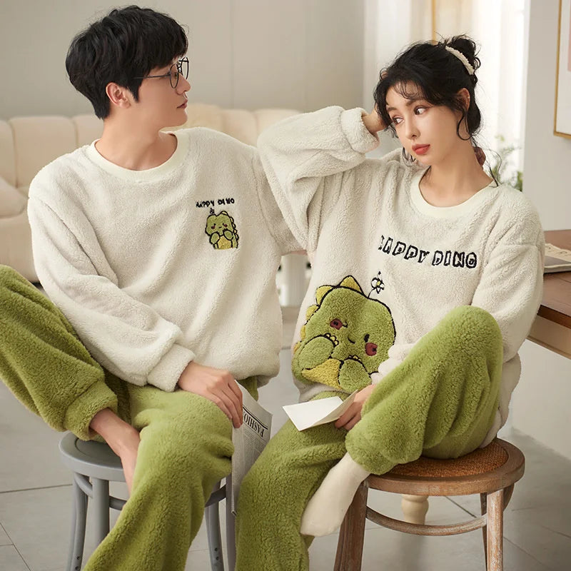 Weiß-grüner Matching Pyjamas Couple