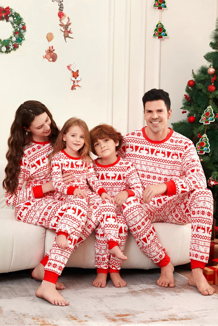 roter-weihnachtspyjama