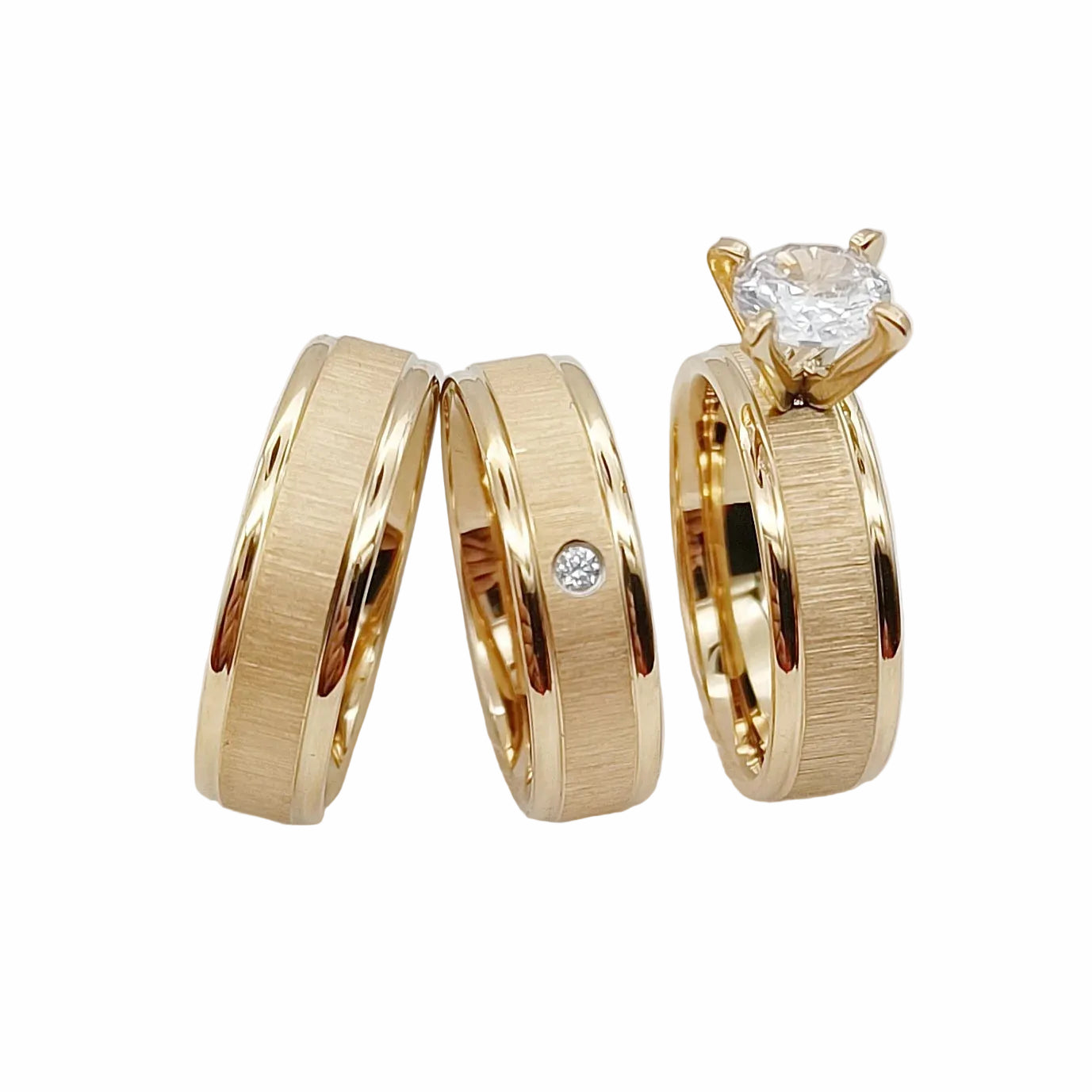 engagement-couple-rings-gold