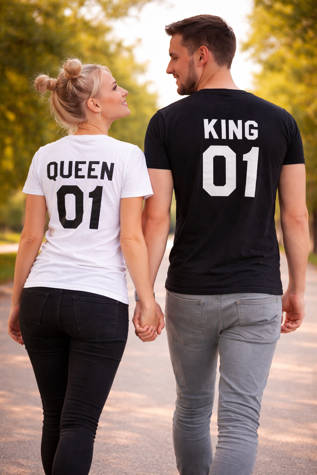 King 01 And Queen 01 Shirts