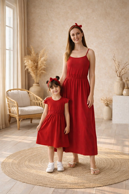 mom-daughter-christmas-dresses