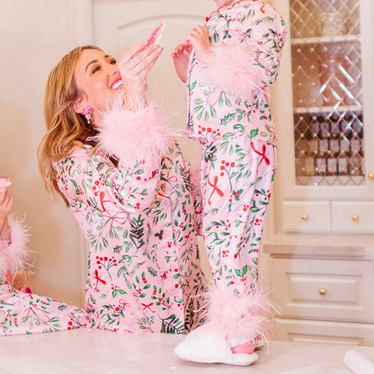 Mom And Daughter Valentines Outfits