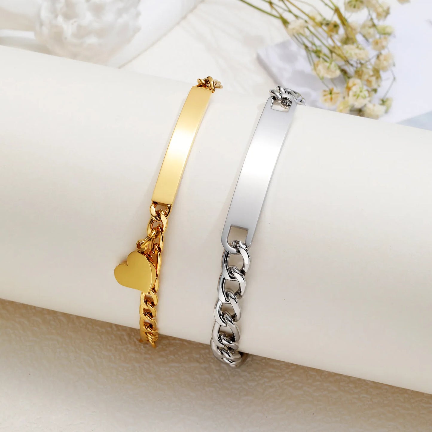 Paar Armbänder Mit Namen