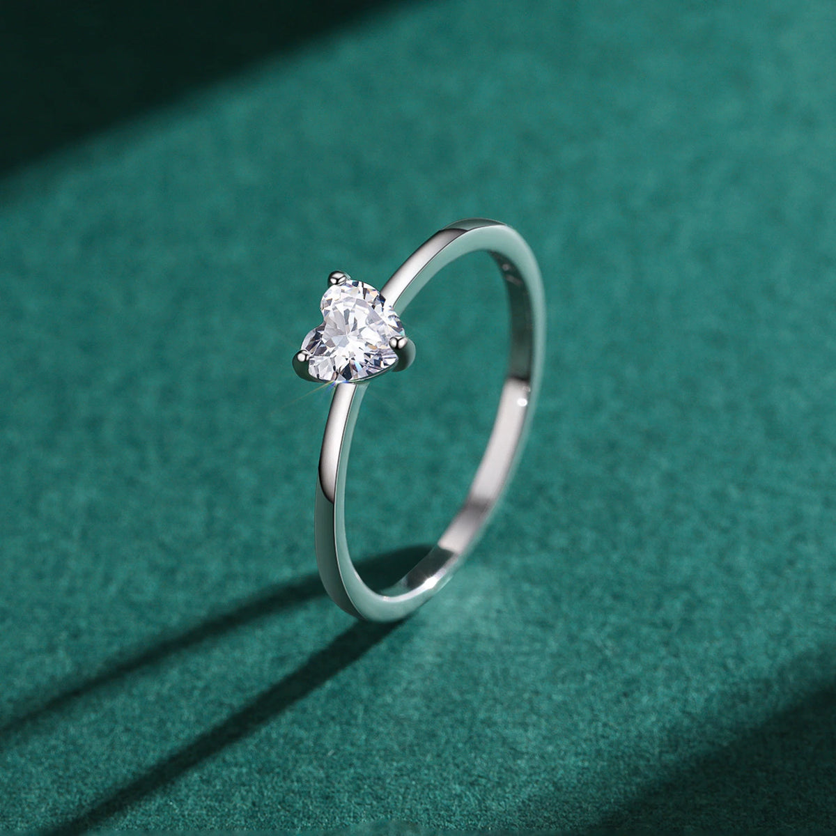 Friendly Diamonds Ring