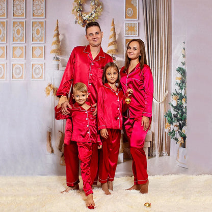 festive-family-pyjamas