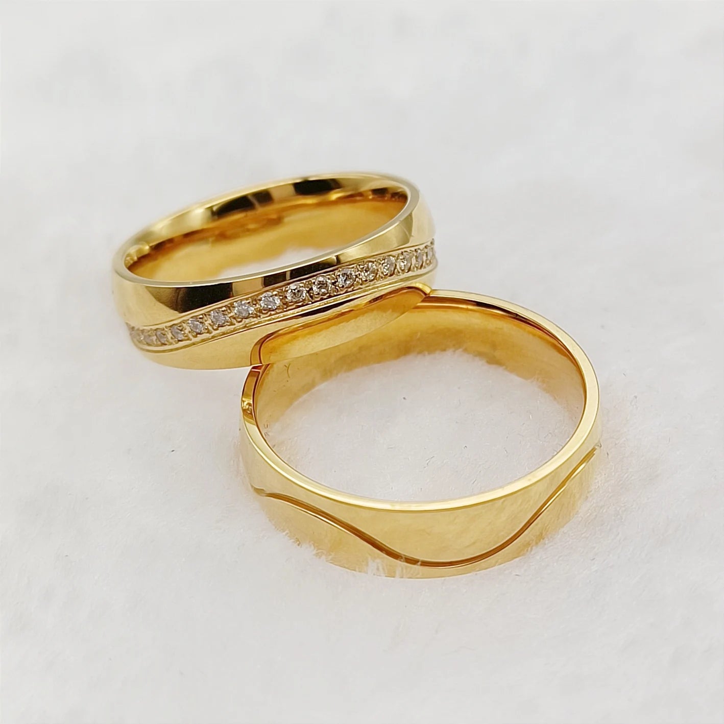 Couple Rings Gold With Diamond