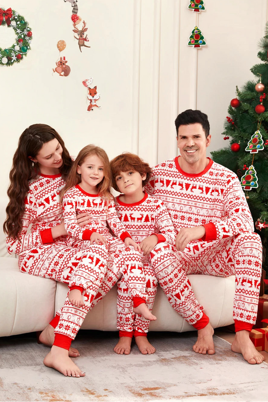 roter-weihnachtspyjama