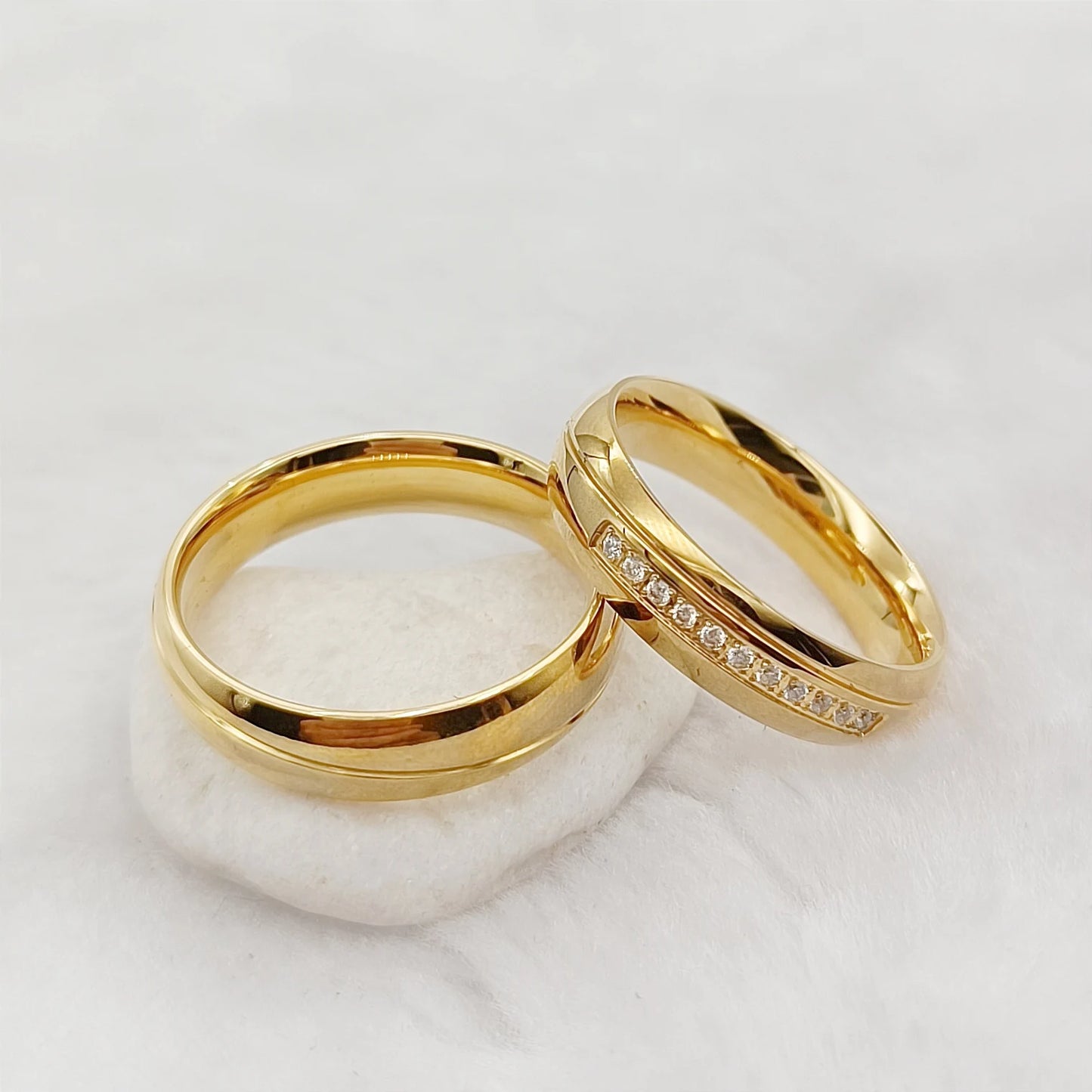 Perfect Couple Couple Rings Gold