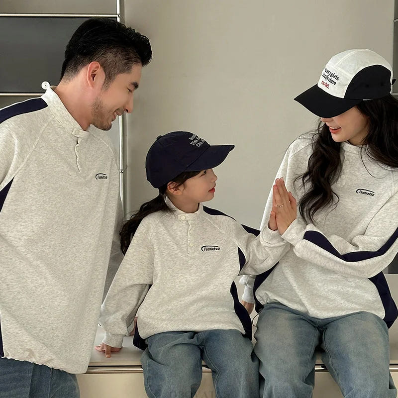 Football Is Family Hoodie – Ansicht 2