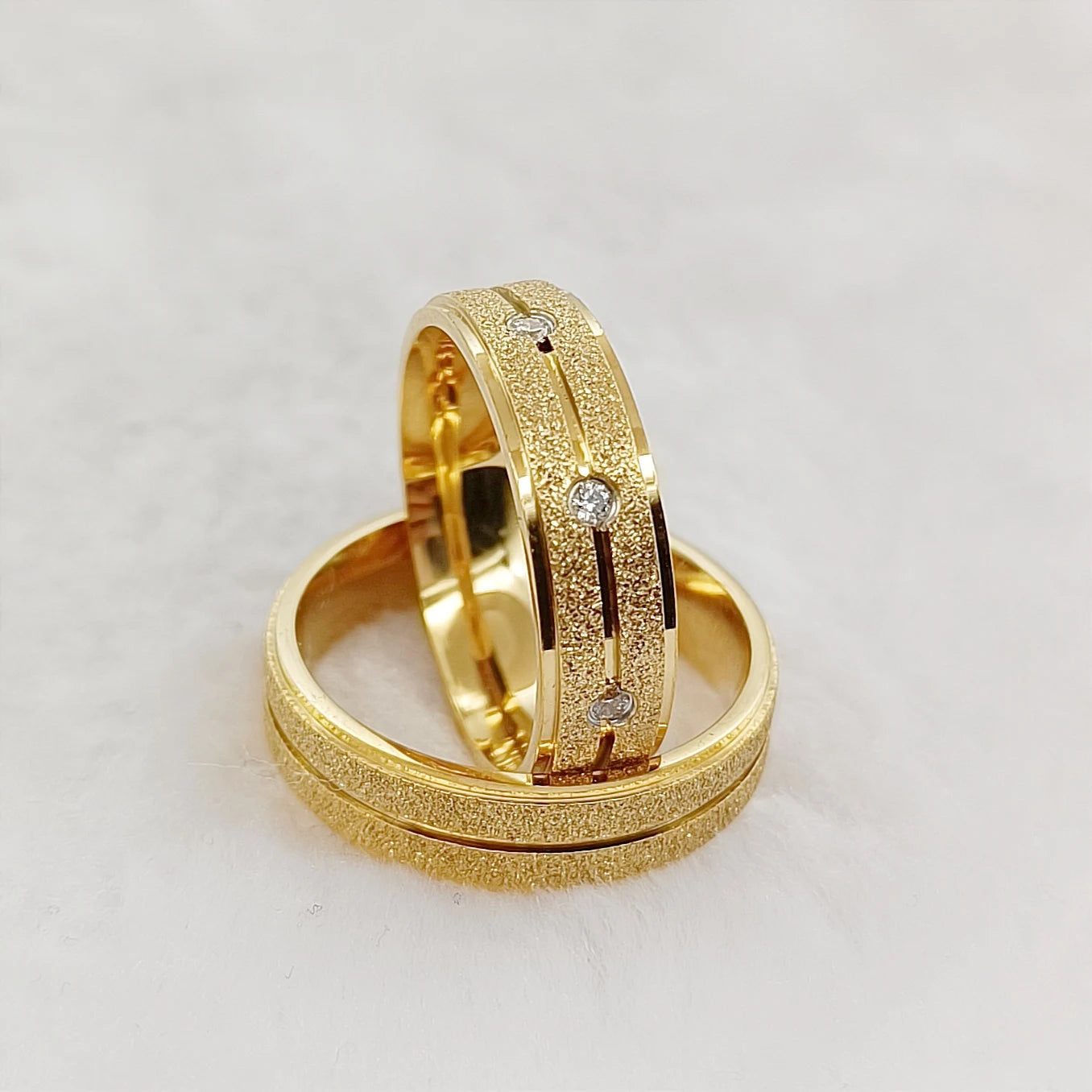 Couple Wedding Rings Gold