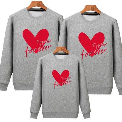 Grauer Pullover Mit Rosa Herz