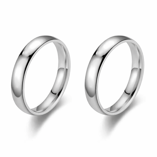 silver-couple-rings-with-names-engraved