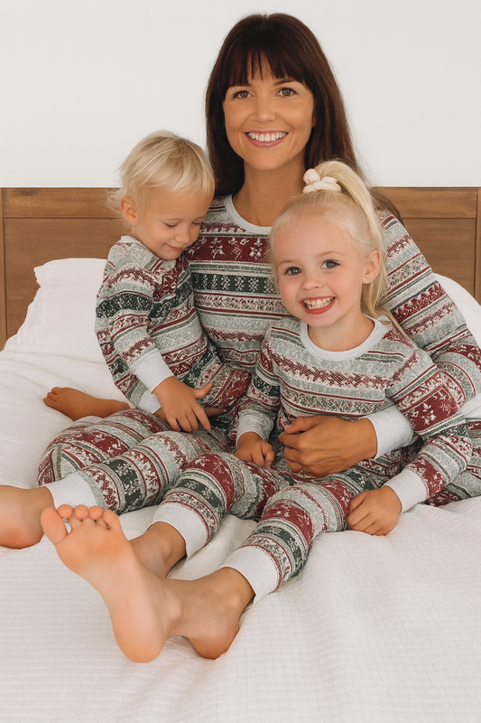 weihnachtspyjama-familie-mehrfarbig