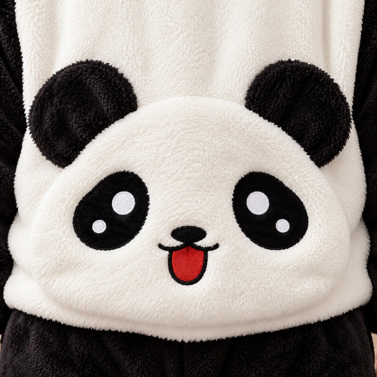 Panda-Pyjama – Vorderes Pandamotiv