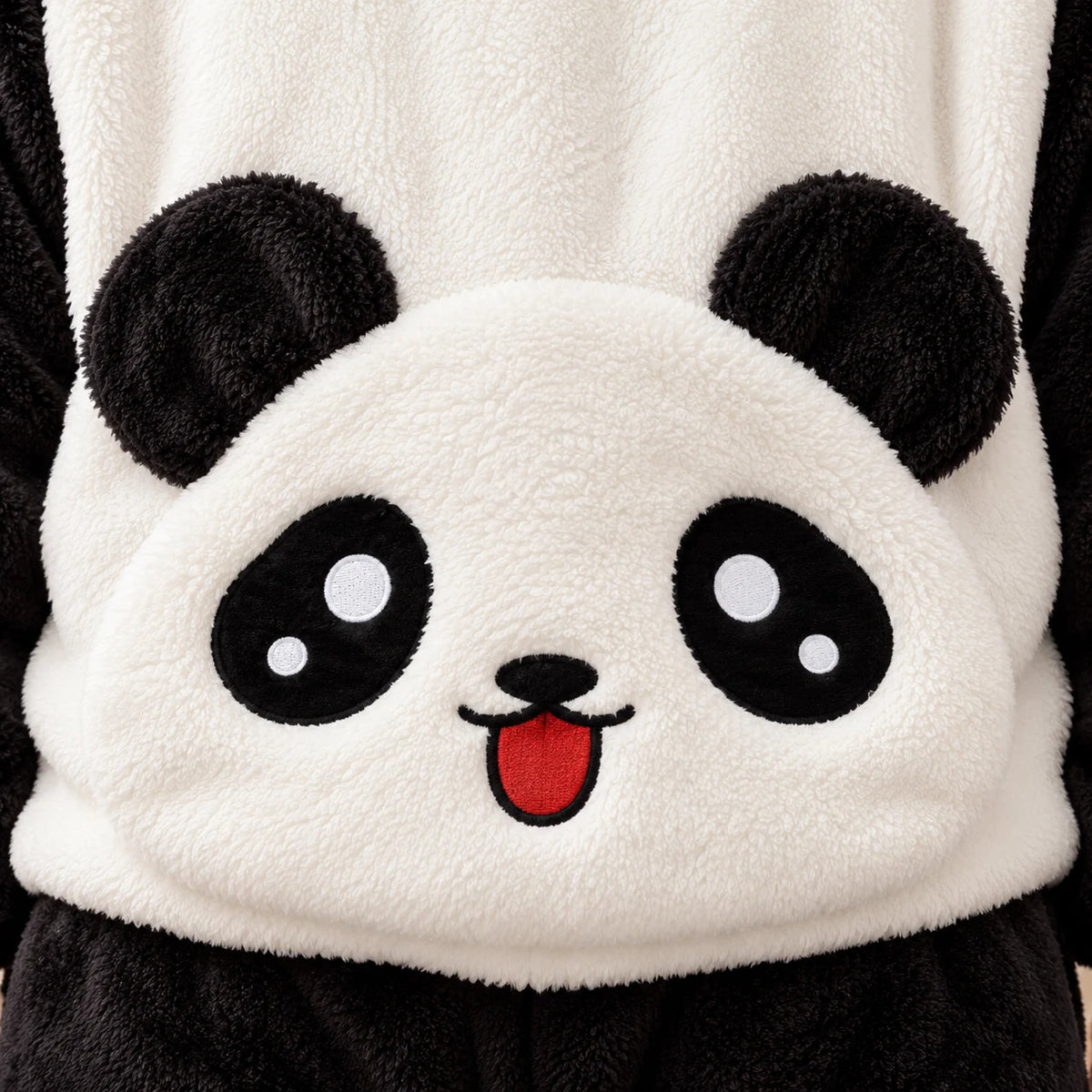 Panda-Pyjama – Vorderes Pandamotiv