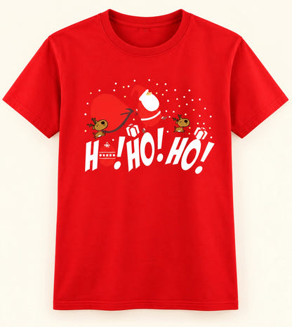 Weihnachts-T-Shirt Familie Ho-Ho-Ho – Detail des weißen Weihnachtsdrucks auf rotem T-Shirt